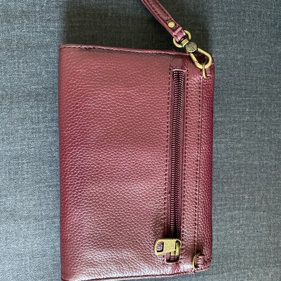 The Sak Pebbled Leather Wallet Wristlet Burgundy - Picture 7 of 10
